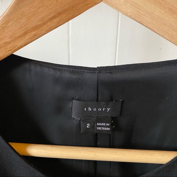 Theory • ‘Bonbi’ Black Zip-Up Dress - Picture 4 of 5